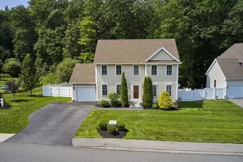 11 Mason Ln #11, Salisbury, MA 01952