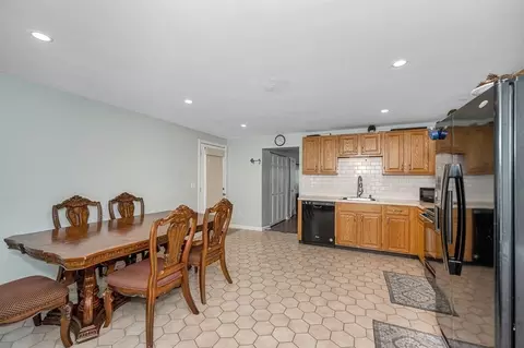 42 Poplar St #1, Danvers, MA 01923 photo 9