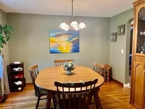 44 Wallace Ave, Chicopee, MA 01020 photo 12