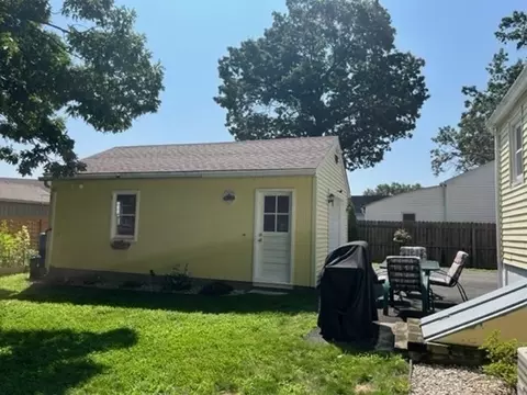 44 Wallace Ave, Chicopee, MA 01020 photo 32