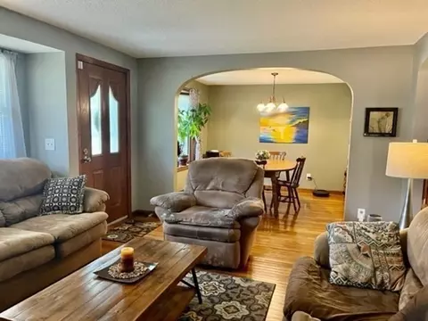 44 Wallace Ave, Chicopee, MA 01020 photo 10