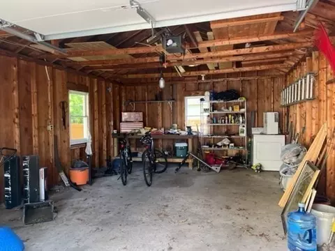 44 Wallace Ave, Chicopee, MA 01020 photo 31