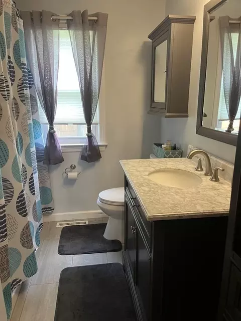 44 Wallace Ave, Chicopee, MA 01020 photo 20