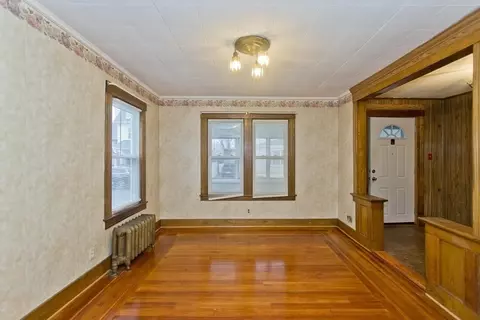 45 Orlando St, Springfield, MA 01108 photo 4