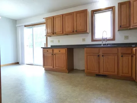 6 Devonshire Rd, Springfield, MA 01109 photo 7