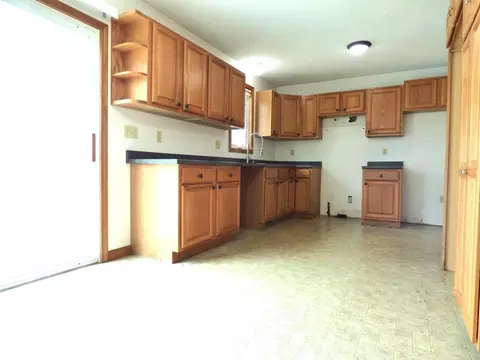 6 Devonshire Rd, Springfield, MA 01109 photo 6