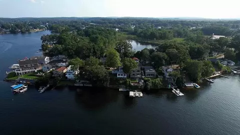 61 Birch Island Rd, Webster, MA 01570 photo 6