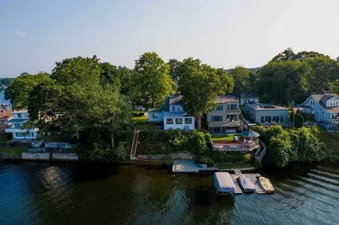 61 Birch Island Rd, Webster, MA 01570 photo 13