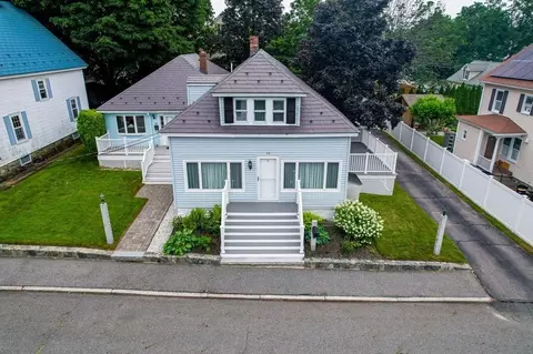 54 56 Endicott St, Lowell, MA 01854