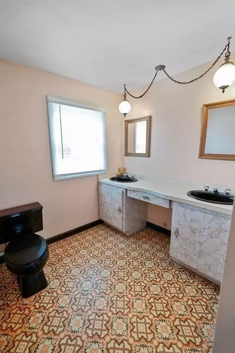 56 Duke St, Fall River, MA 02724 photo 20