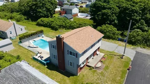 56 Duke St, Fall River, MA 02724 photo 3