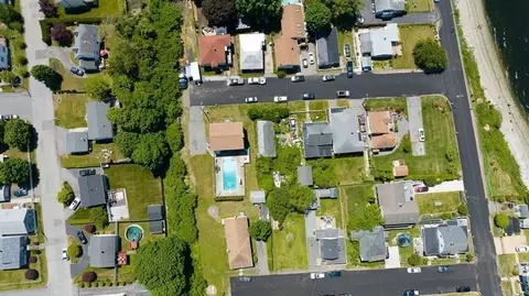 56 Duke St, Fall River, MA 02724 photo 6