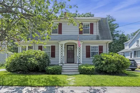 158 Aspen Rd, Swampscott, MA 01907
