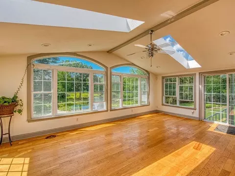 35 Jacob Dr, Mansfield, MA 02048 photo 10
