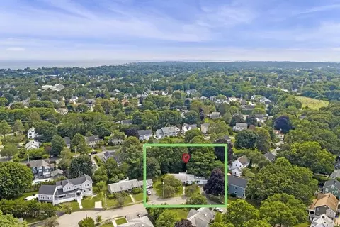3 Warwick Ter, Marblehead, MA 01945