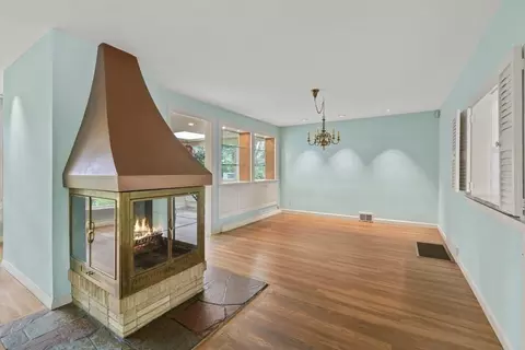 3 Warwick Ter, Marblehead, MA 01945 photo 8