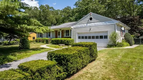 256 Tickle Rd, Westport, MA 02790