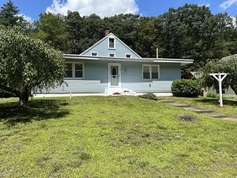 130 Center St, Ashburnham, MA 01430