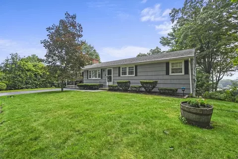 13 Coolidge Rd, Milford, MA 01757
