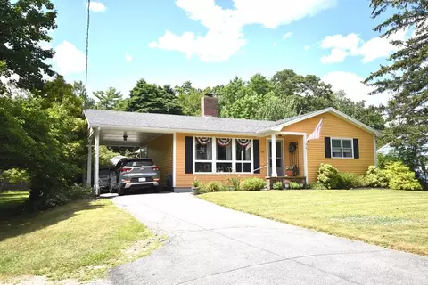 127 Gibbs Ave, Wareham, MA 02571