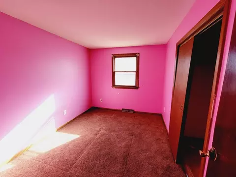10 Rollins St, Springfield, MA 01109 photo 9