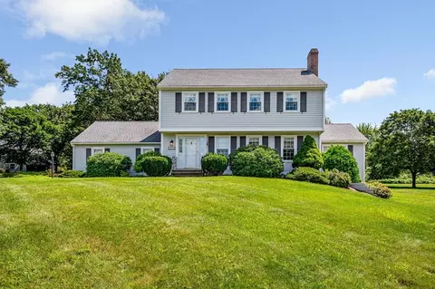 22 Kelshill Rd, Chelmsford, MA 01863