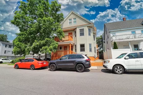 49-51 Bowdoin St, Lawrence, MA 01843
