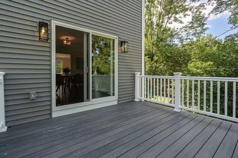4 Twilight Rd, Saugus, MA 01906 photo 7