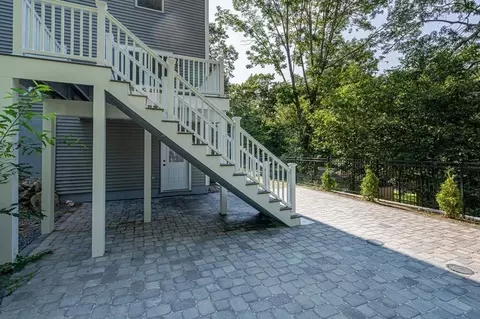 4 Twilight Rd, Saugus, MA 01906 photo 5