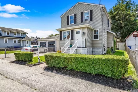 10 Spencer St, Braintree, MA 02184