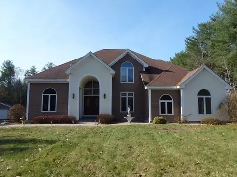 180 Willard Rd, Ashburnham, MA 01430 photo 2