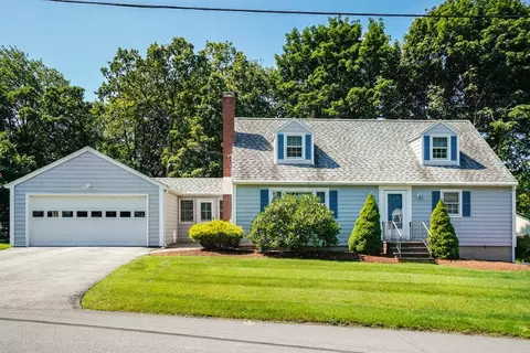 59 Cochrane Cir, Methuen, MA 01844