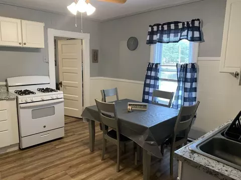 27 Briggs St, Springfield, MA 01151 photo 12