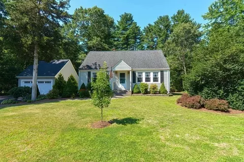 1 Stillman Rd, Norton, MA 02766