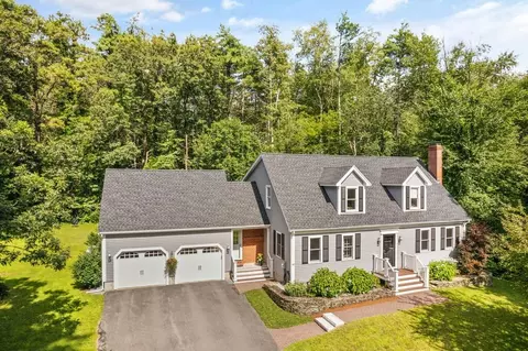 40 Britt Ln, Groton, MA 01450
