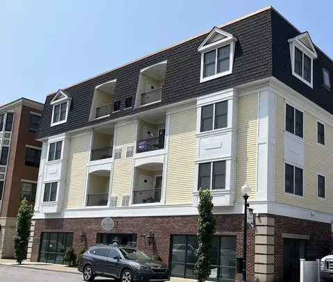 270 N Main St #205, Mansfield, MA 02048