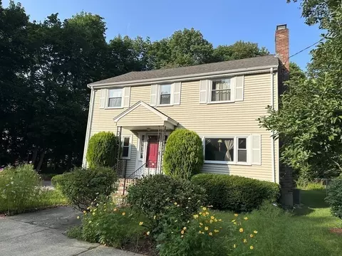 25 Clark St, Dedham, MA 02026 photo 2