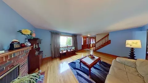 25 Clark St, Dedham, MA 02026 photo 6