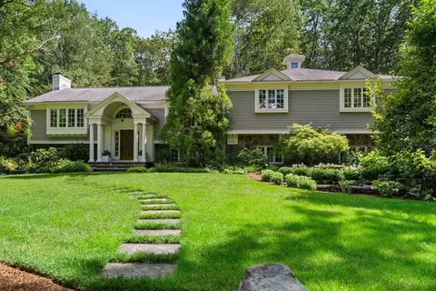 129 Rockport Rd, Weston, MA 02493