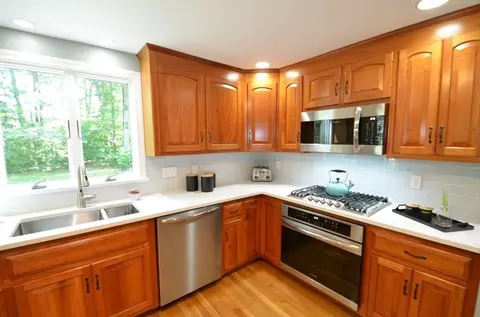 7 Brian Rd, Franklin, MA 02038 photo 5