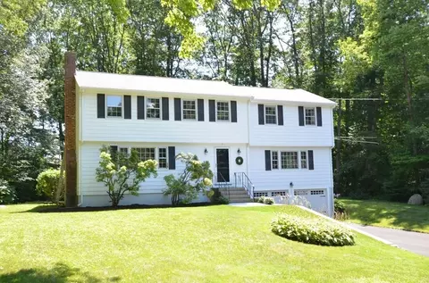 7 Brian Rd, Franklin, MA 02038