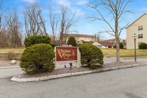 83 Apache Way #83, Tewksbury, MA 01876