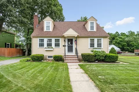 43 Brookside St, Lowell, MA 01854 photo 3