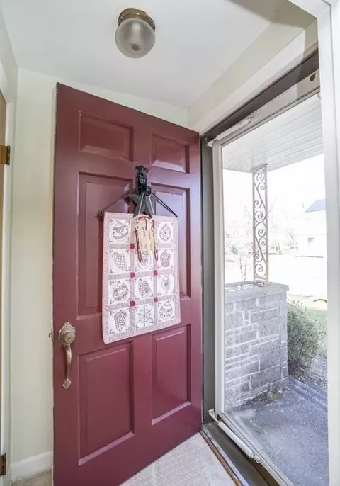 183 Glendale Rd, Attleboro, MA 02703 photo 3