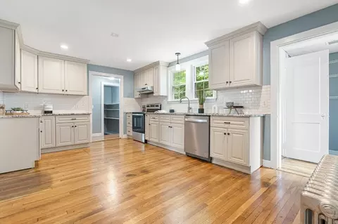 22 Chapin Ave, Reading, MA 01867 photo 10