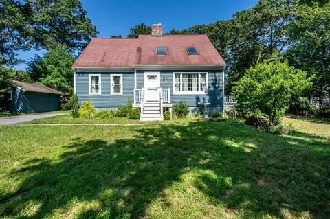 25 Spinnaker St, Sandwich, MA 02563