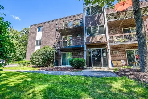 599 Old West Central St #A7, Franklin, MA 02038