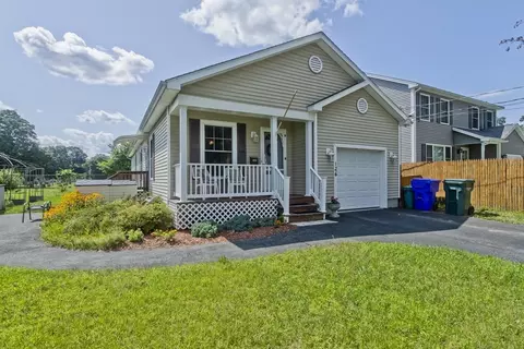 126 Ambrose St, Springfield, MA 01109