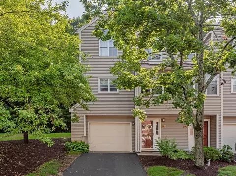 21 Thayer Pond Dr #5, Oxford, MA 01537