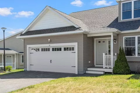 10 Stratford Village Dr #10, Millbury, MA 01527